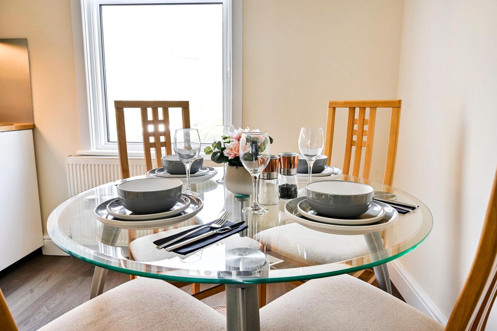 A Two Bedroom A Stride Away From Meridian Greenwich London Exterior foto